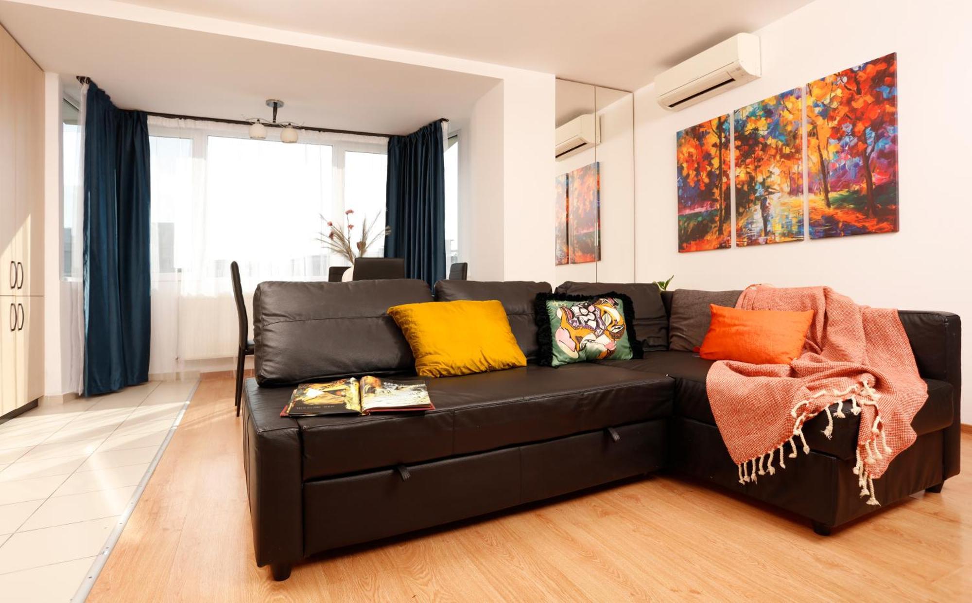 Enchanting Retreat - Historic Old Town - Pet-Friendly Haven - Steps From Unirii Бухарест Экстерьер фото